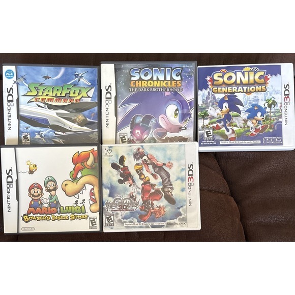 Lot of‎ 5 Mario & More Nintendo DS Cases- No Games Excellent Manuals Included - Picture 1 of 1